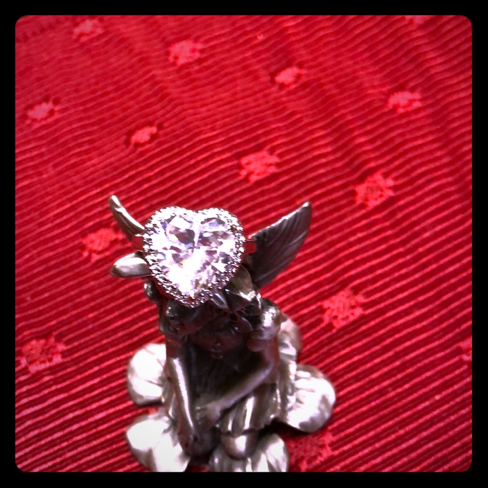 Beautiful 5.6 Total Carat Weight CZ Crystal Stone